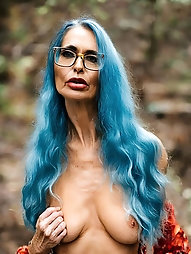 Very Long Wavy Azure Blue Hair: Long Turquoise Hair, Very Long Blue Hair